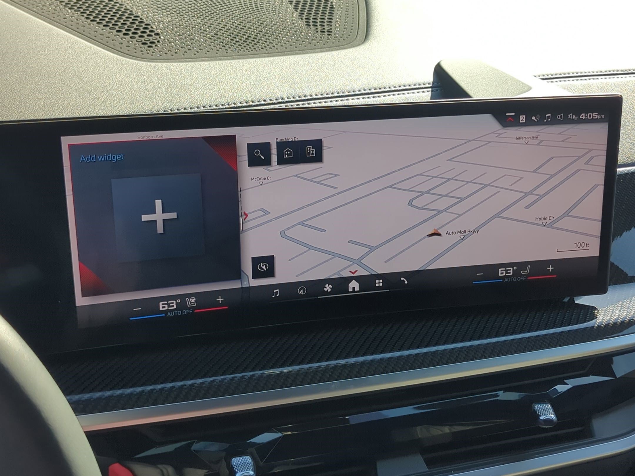 Used 2025 BMW X7 M60i w/ Executive Package image 23