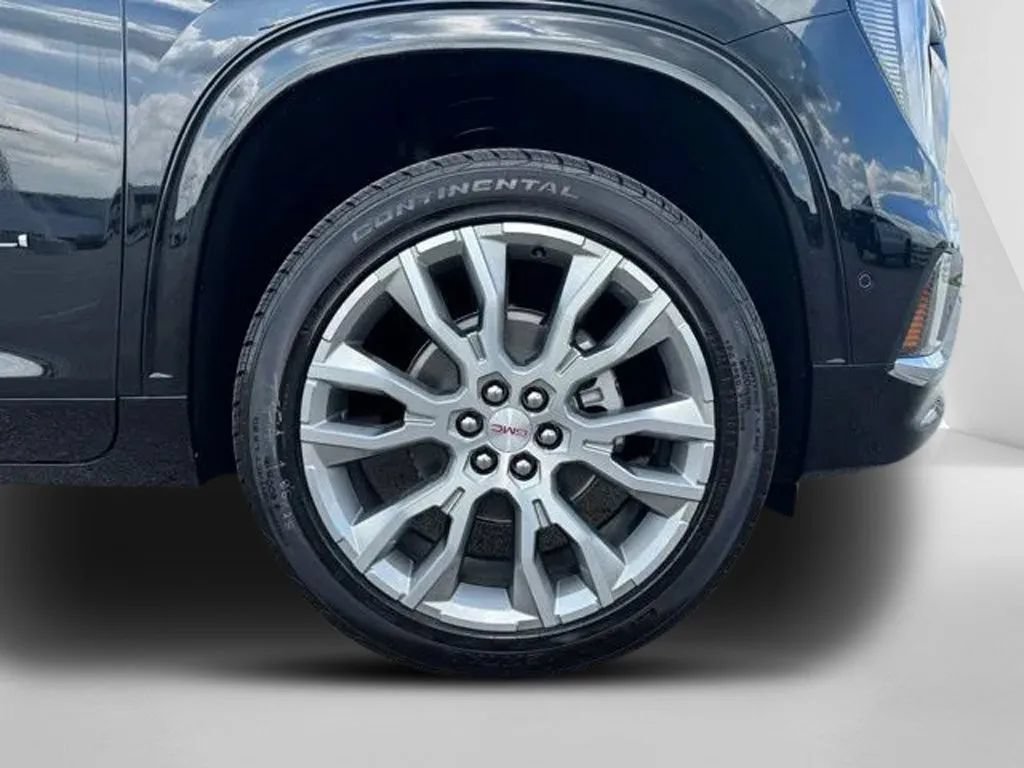 New 2026 GMC Acadia Denali w/ Super Cruise Package FWD image 33