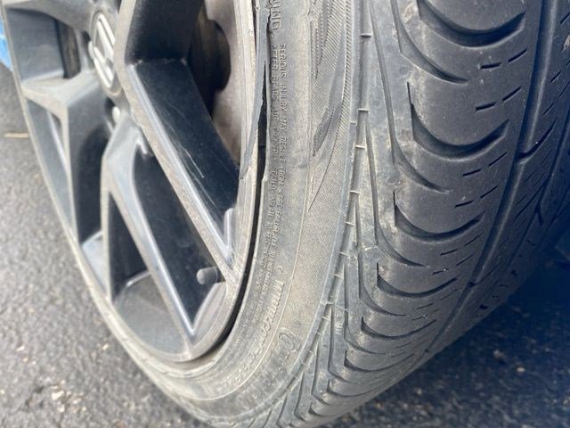 Used 2022 Honda Civic Sport Touring image 3