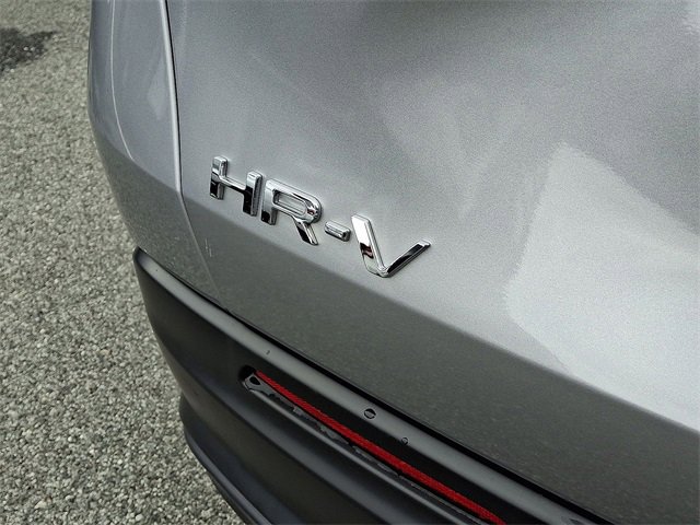Used 2025 Honda HR-V LX image 23