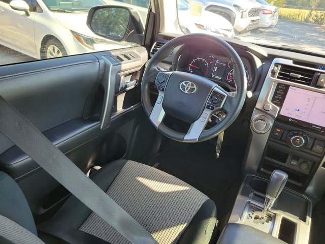 Used 2020 Toyota 4Runner SR5 image 22