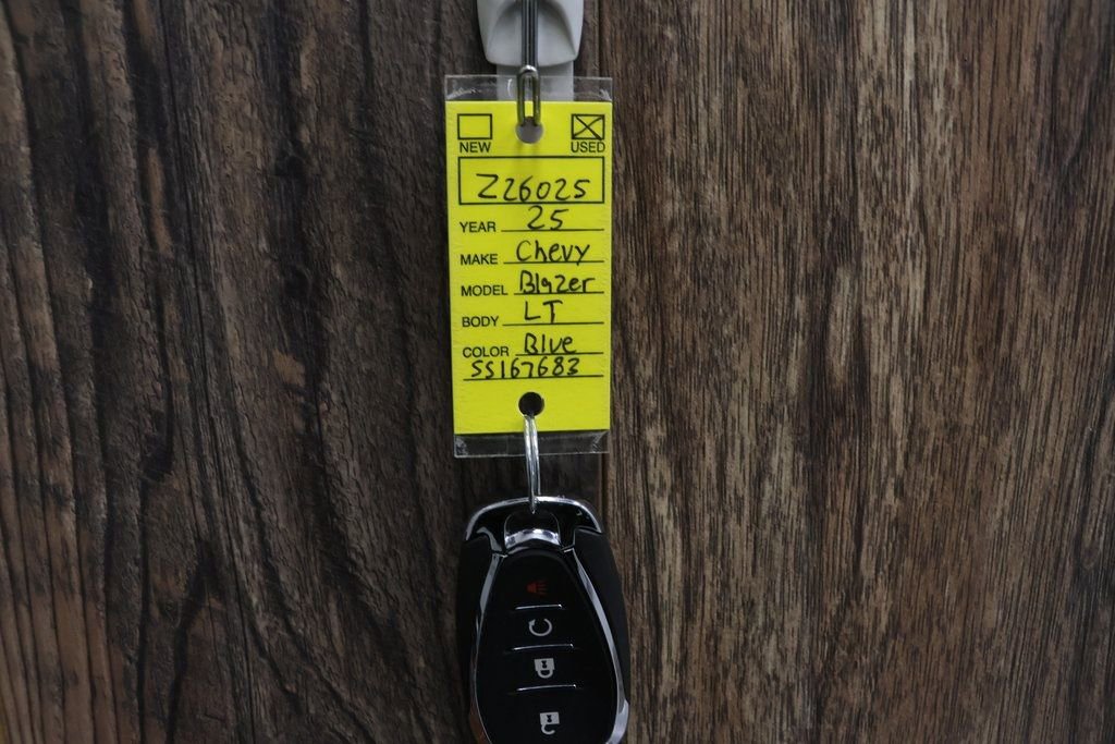 Used 2025 Chevrolet Blazer LT image 35