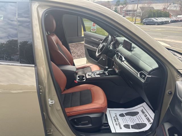 Used 2024 MAZDA CX-5 Carbon Edition image 15