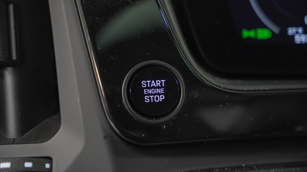 New 2025 Porsche Cayenne S image 25