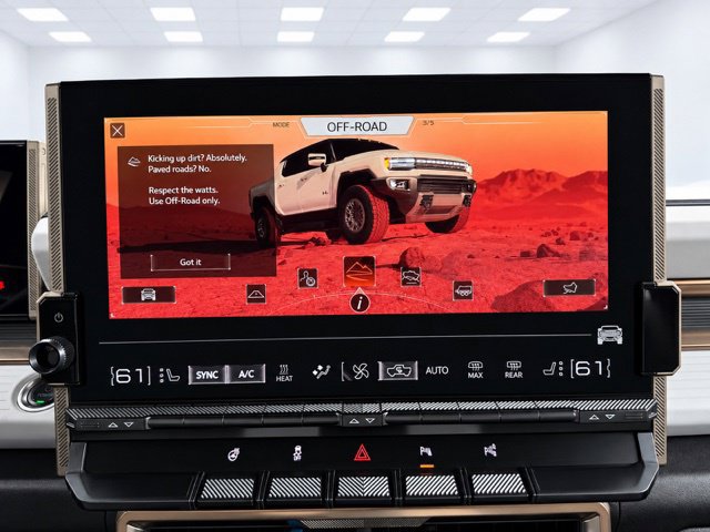 Used 2024 GMC Hummer EV 2X w/ LPO, Illumination Package AWD/4WD image 31