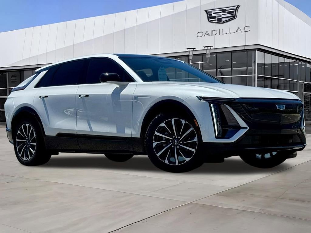 Certified 2024 Cadillac Lyriq Sport RWD image 2
