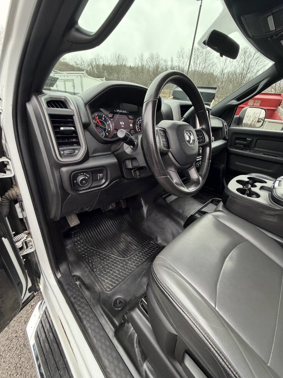 Used 2022 RAM 2500 Tradesman w/ Chrome Appearance Group image 30