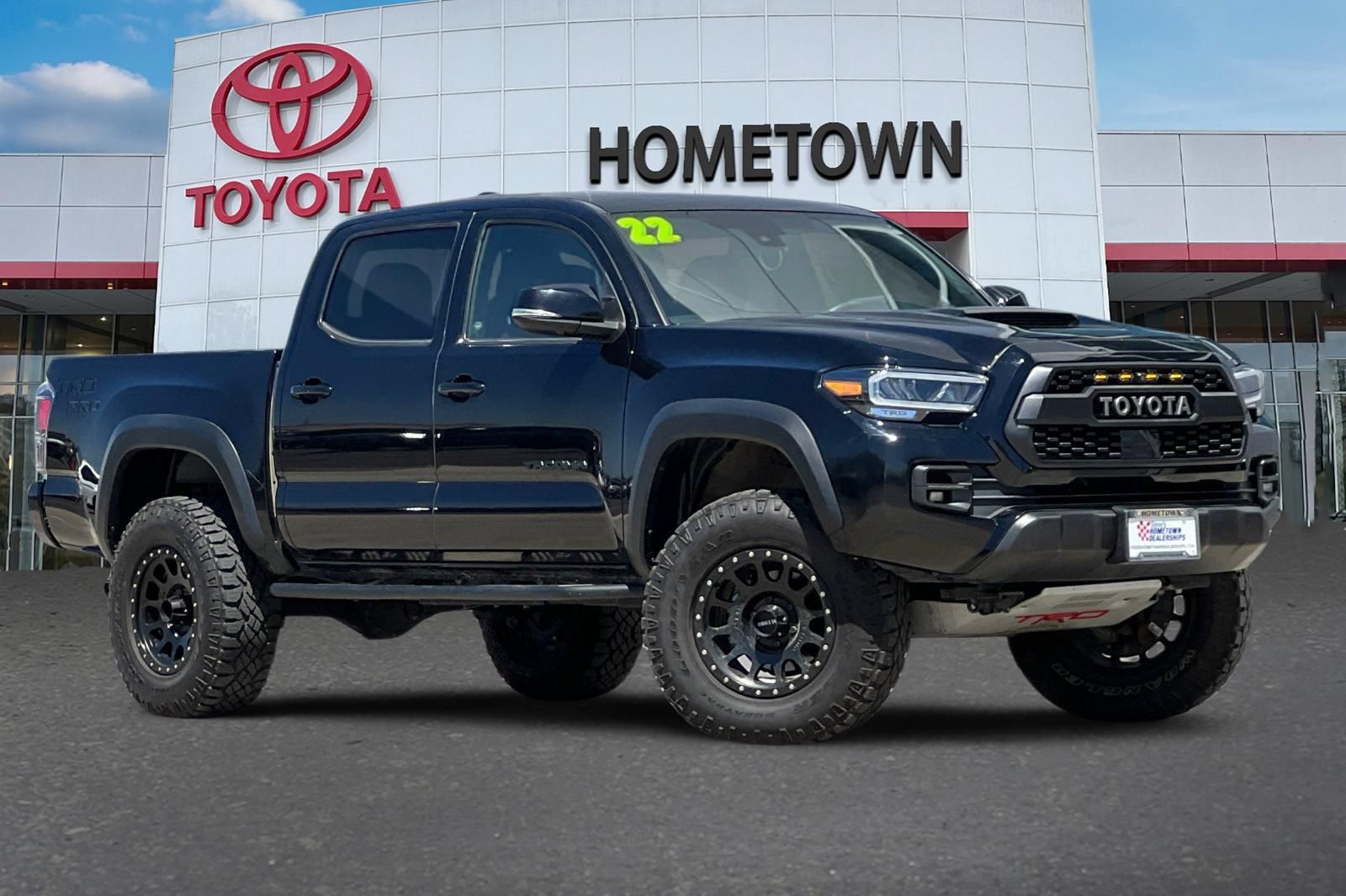 Certified 2022 Toyota Tacoma TRD Pro AWD/4WD image 2