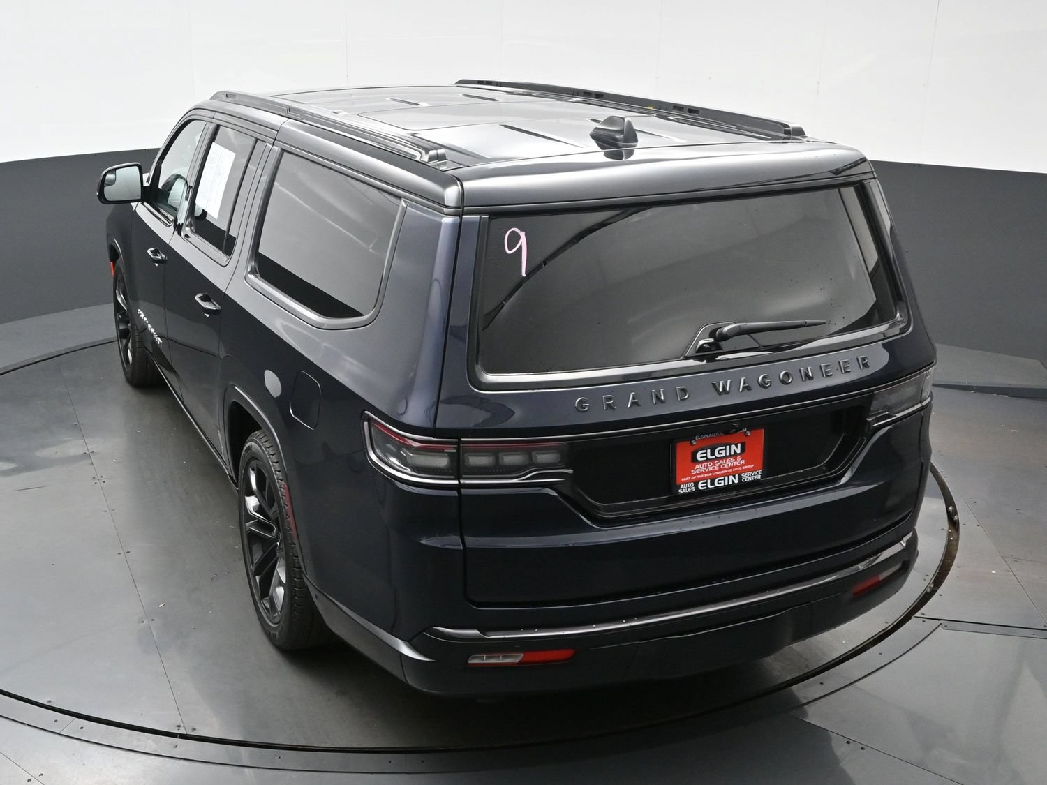 Used 2024 Jeep Grand Wagoneer L Series II w/ Quick Order Packagew 28T AWD/4WD image 42