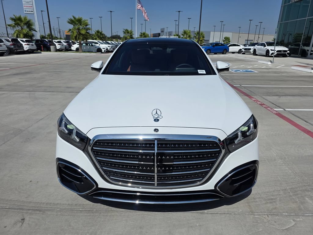 New 2027 Mercedes-Benz S 580 4MATIC Sedan image 2