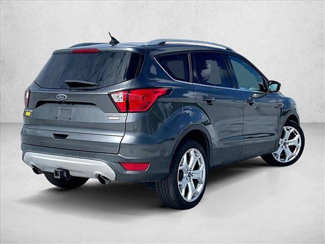 Used 2019 Ford Escape Titanium FWD video 2