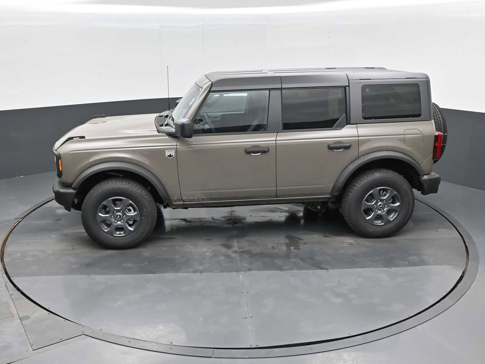 New 2026 Ford Bronco Big Bend image 13