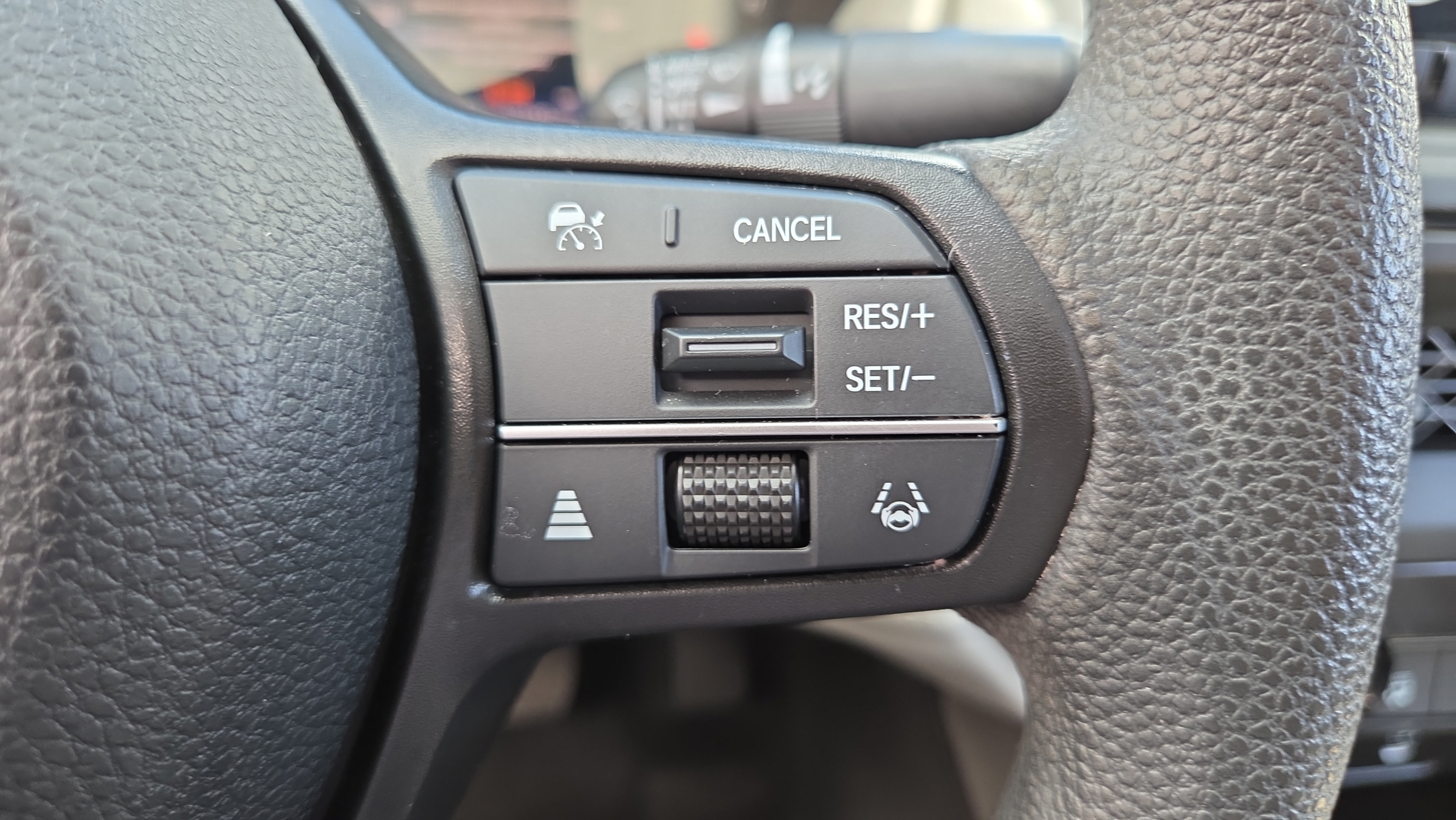 Used 2023 Honda Accord EX image 22