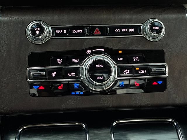 Used 2022 Lincoln Aviator Grand Touring w/ Equipment Group 301A AWD/4WD image 21