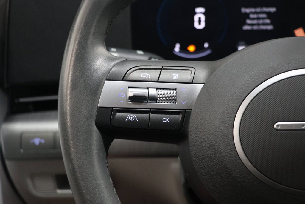 Used 2024 Hyundai Kona SEL AWD/4WD image 14