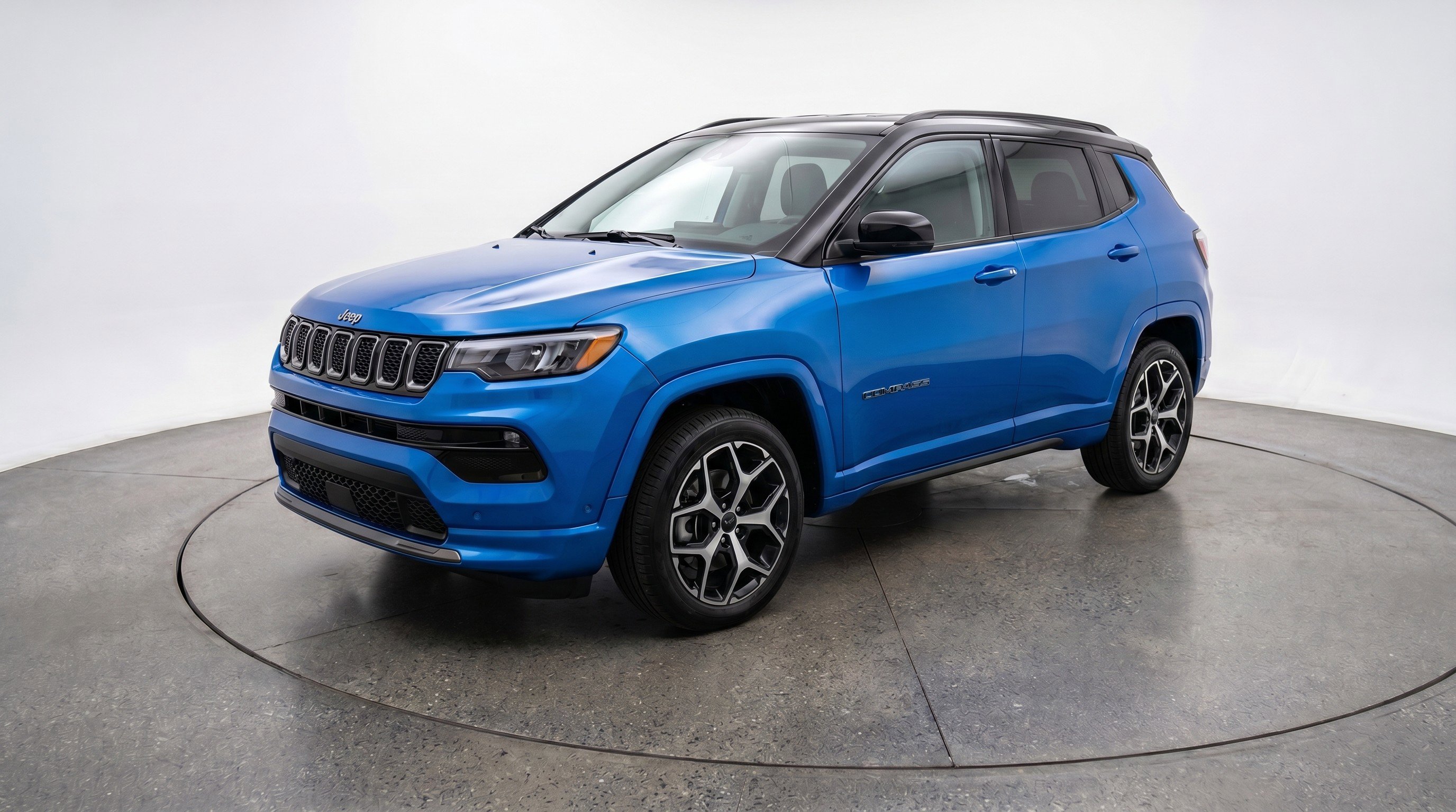 Used 2025 Jeep Compass Limited AWD/4WD image 3