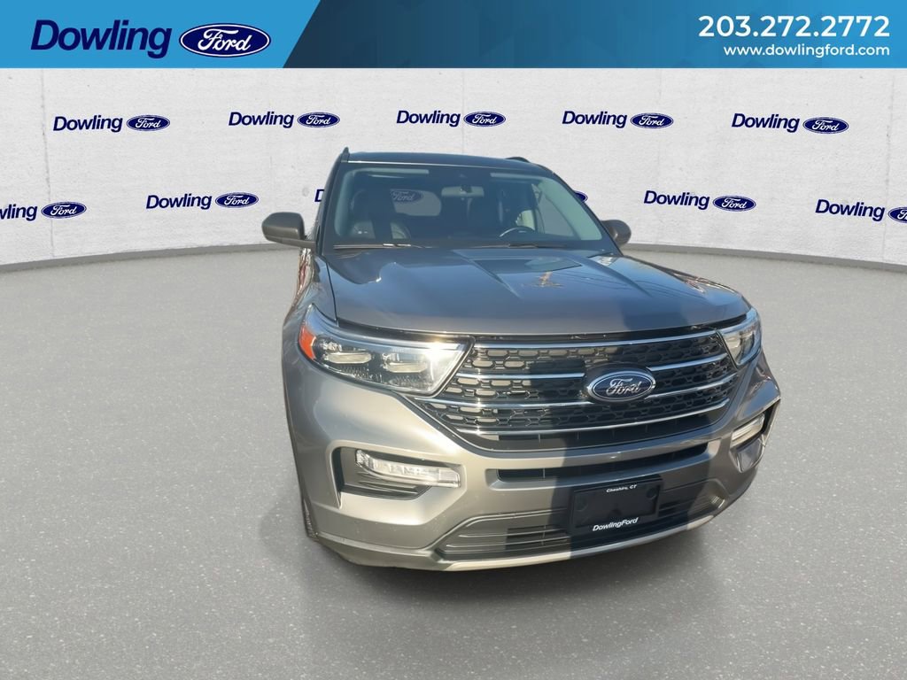 Used 2022 Ford Explorer XLT w/ Equipment Group 202A image 5
