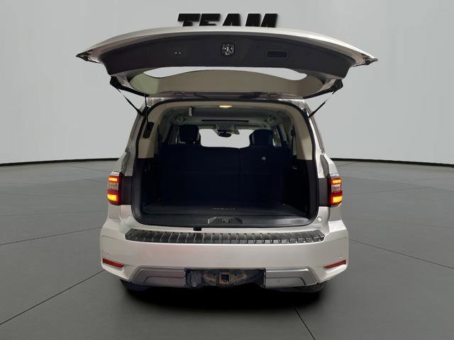 Used 2021 Nissan Armada SL w/ Captain's Chairs Package image 6