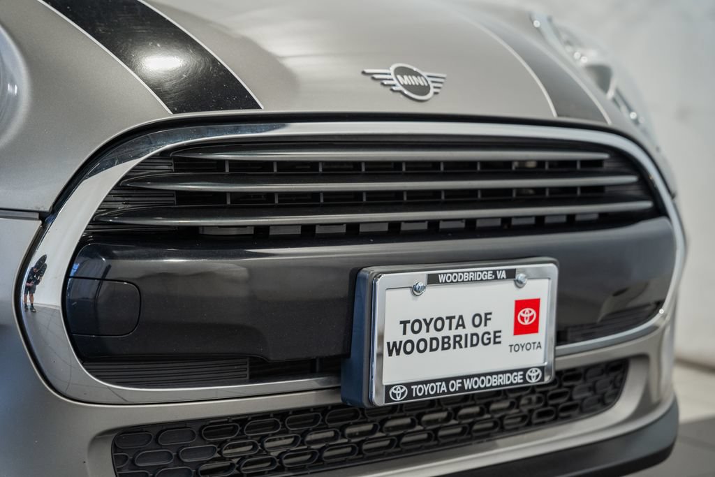 Used 2020 MINI Cooper 2-Door Hardtop FWD image 8