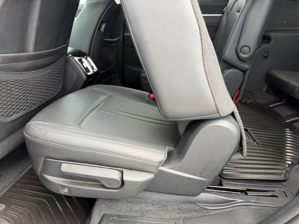 Used 2024 Kia Sorento SX FWD image 15