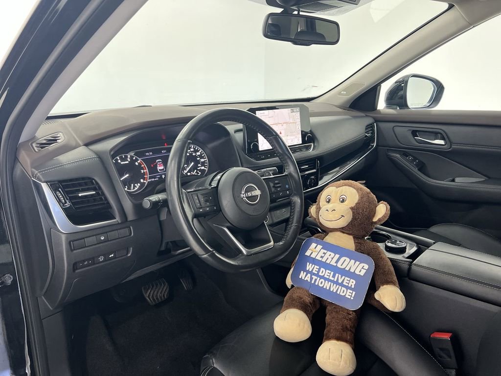 Used 2023 Nissan Rogue SL w/ SL Premium Package image 9