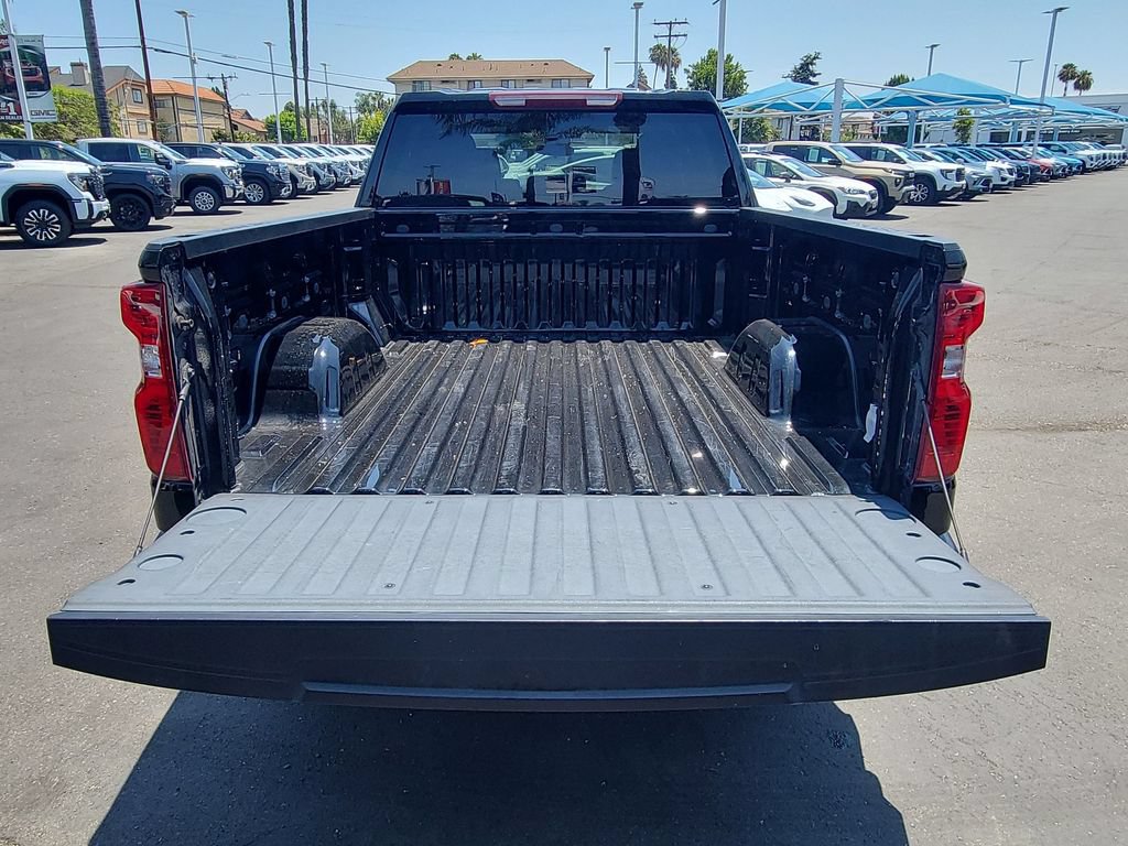 Used 2024 Chevrolet Silverado 1500 Custom w/ LPO, Dark Essentials Package AWD/4WD image 24