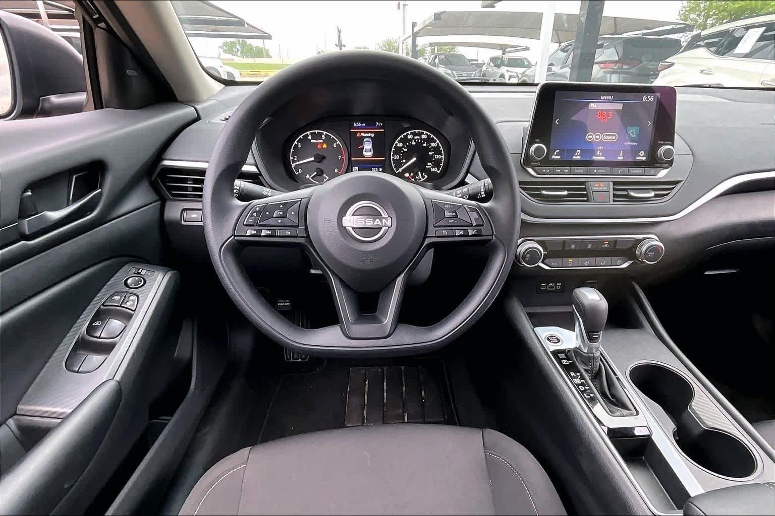 Certified 2025 Nissan Altima 2.5 S FWD image 5
