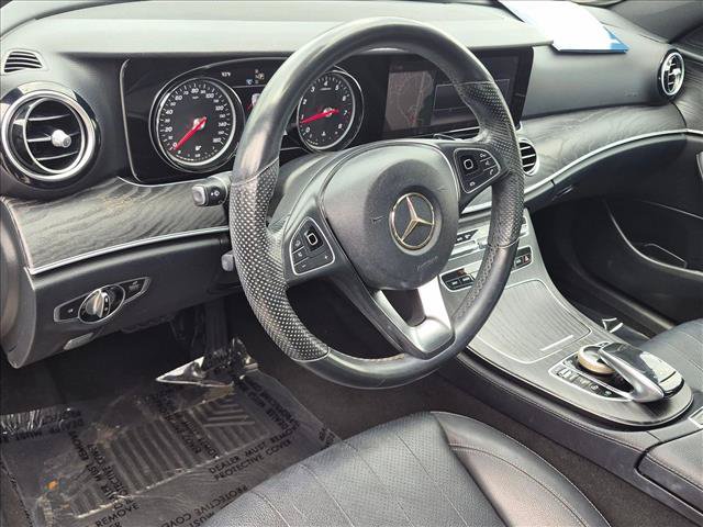Certified 2018 Mercedes-Benz E 300 4MATIC image 10