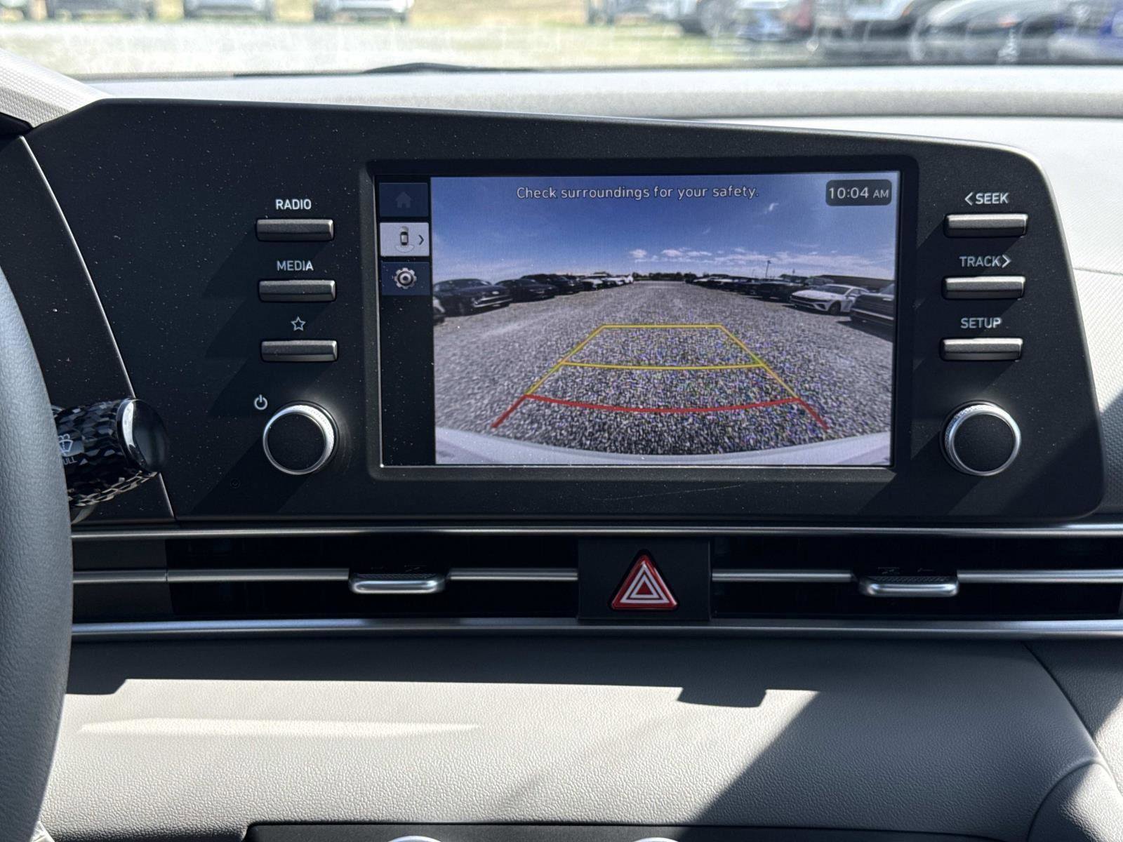 New 2026 Hyundai Elantra SE FWD image 4