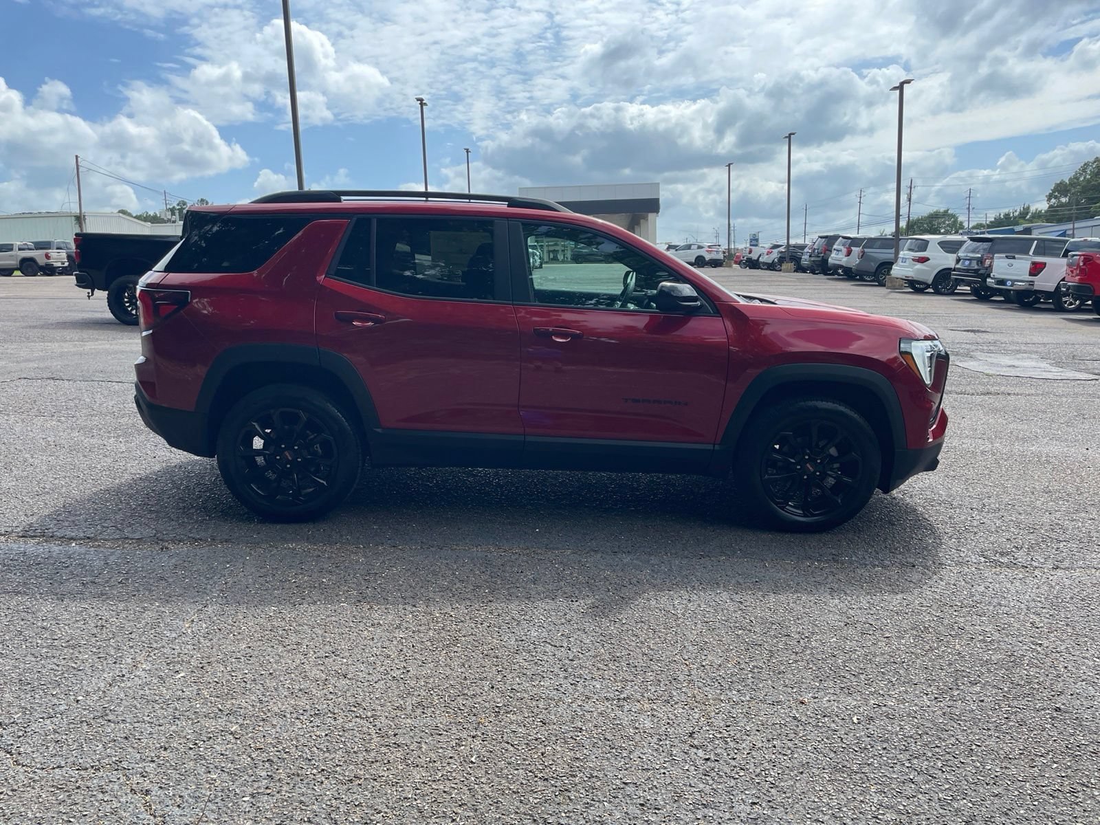 New 2027 GMC Terrain Elevation w/ Elevation Premium Package FWD image 7