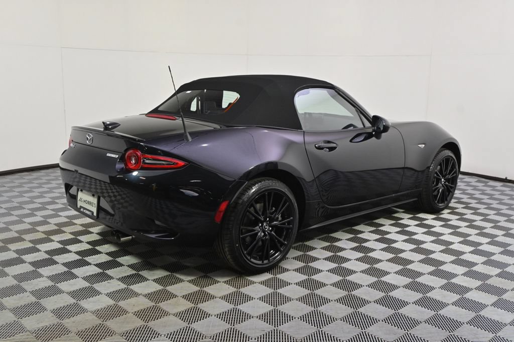 New 2026 MAZDA MX-5 Miata Club w/ Weather Package RWD image 7