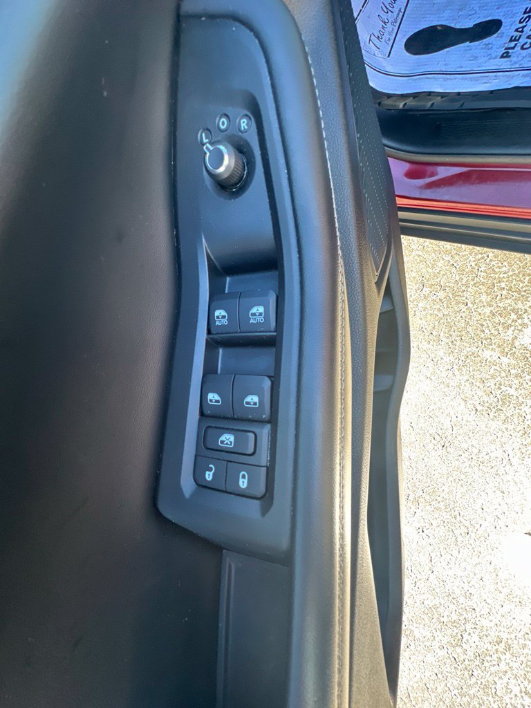 Used 2023 Jeep Grand Cherokee L Laredo AWD/4WD image 22