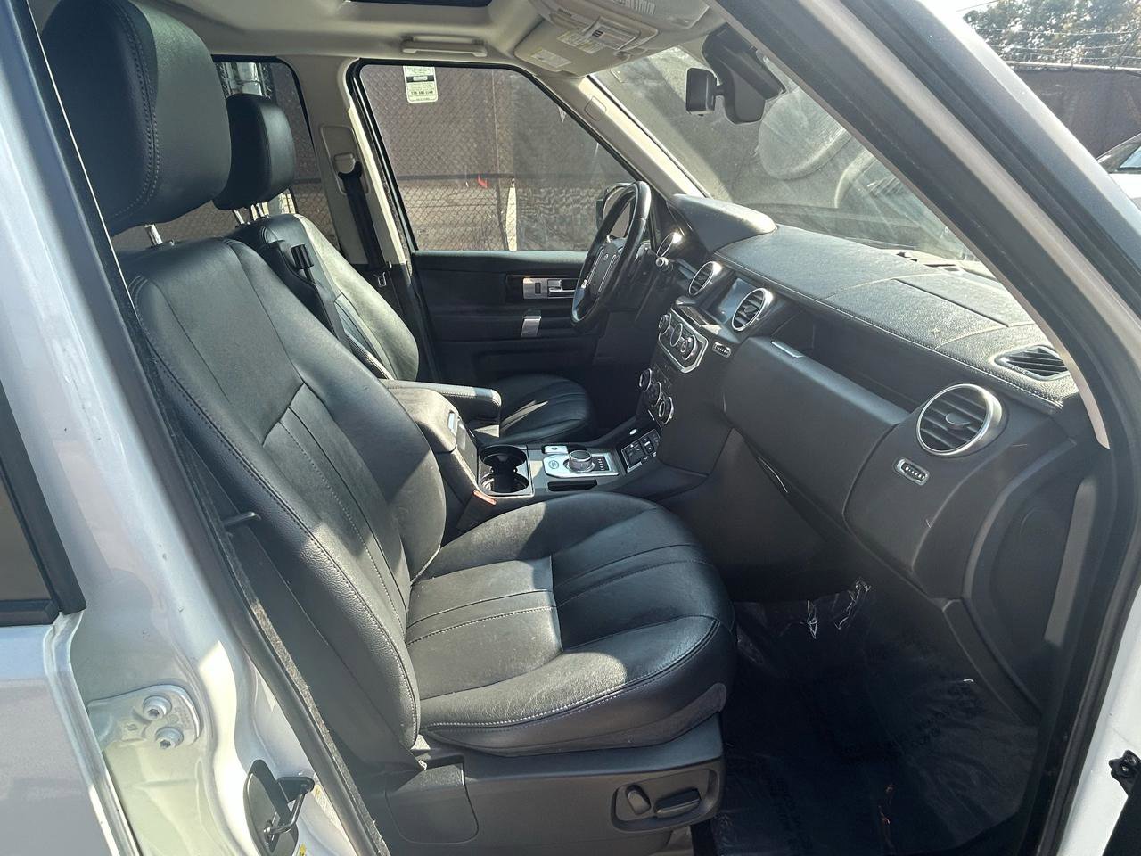 Used 2016 Land Rover LR4 HSE Silver Edition AWD/4WD image 18