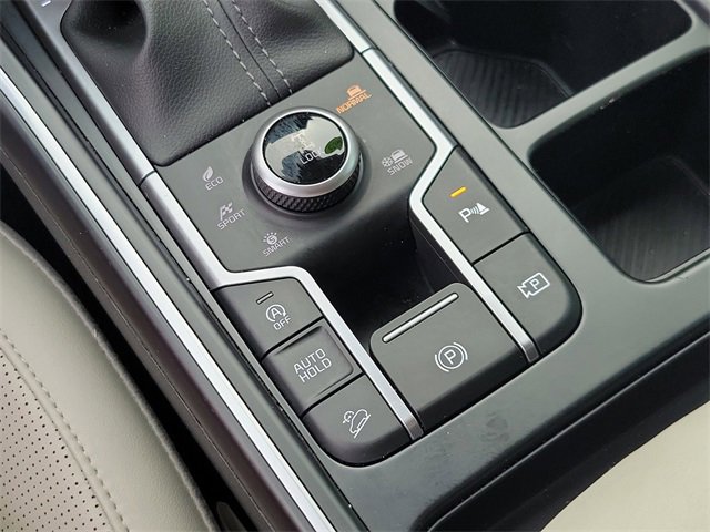 Used 2025 Kia Sorento S image 28