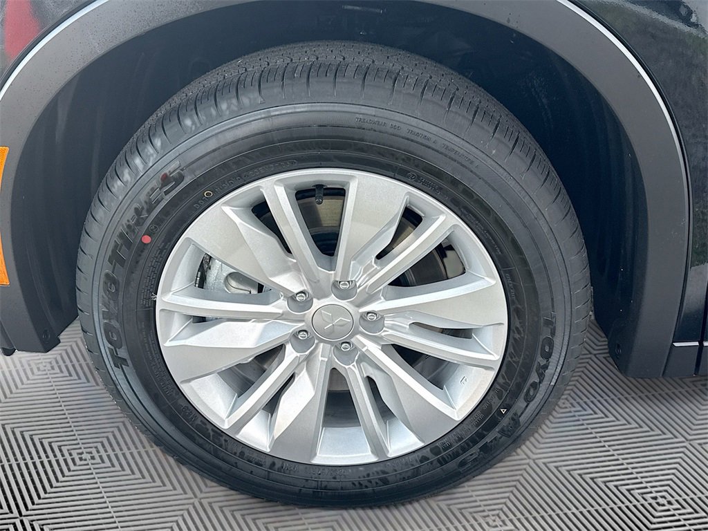 New 2026 Mitsubishi Outlander ES image 32