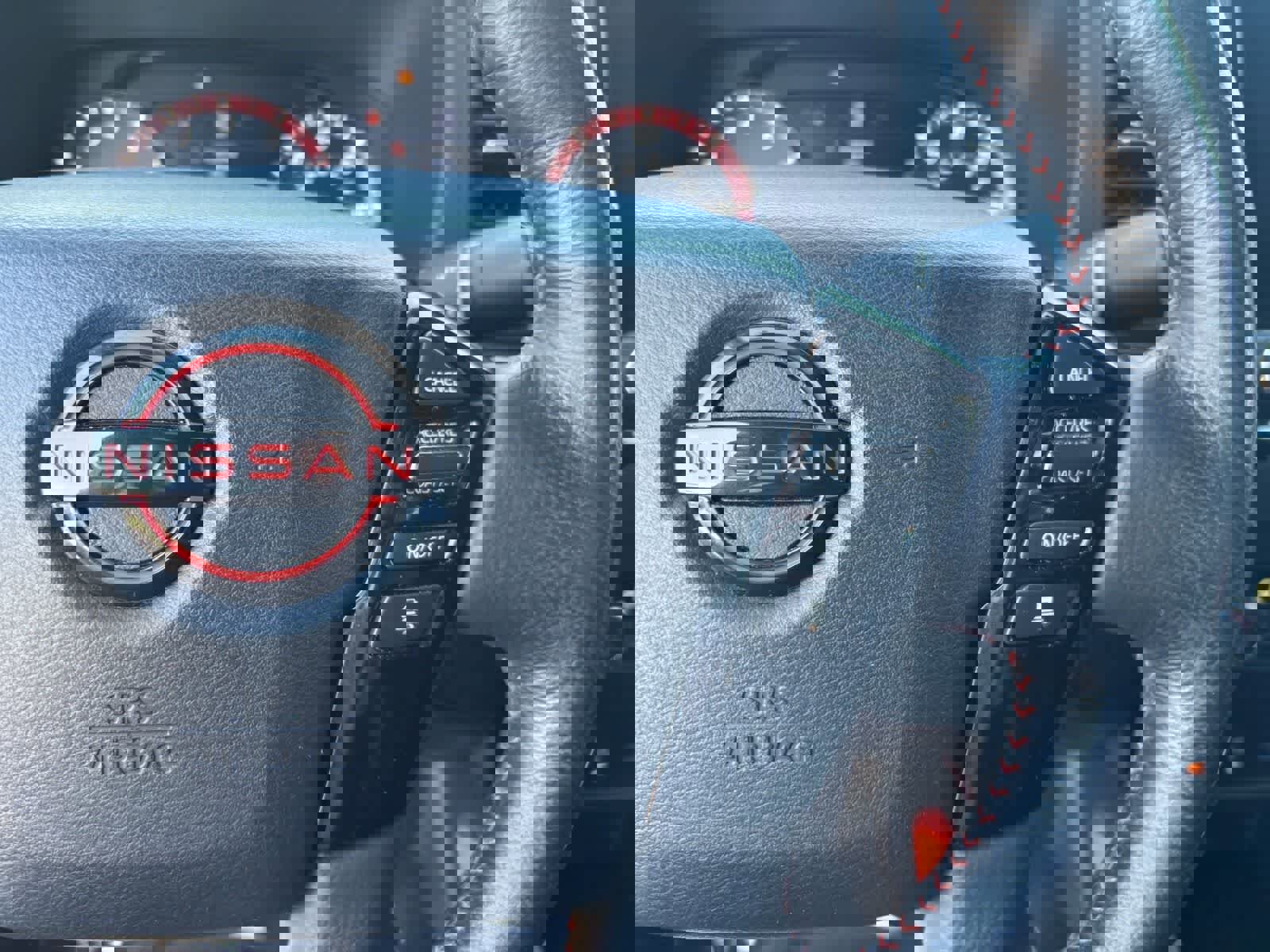 Certified 2022 Nissan Frontier Pro-X image 28