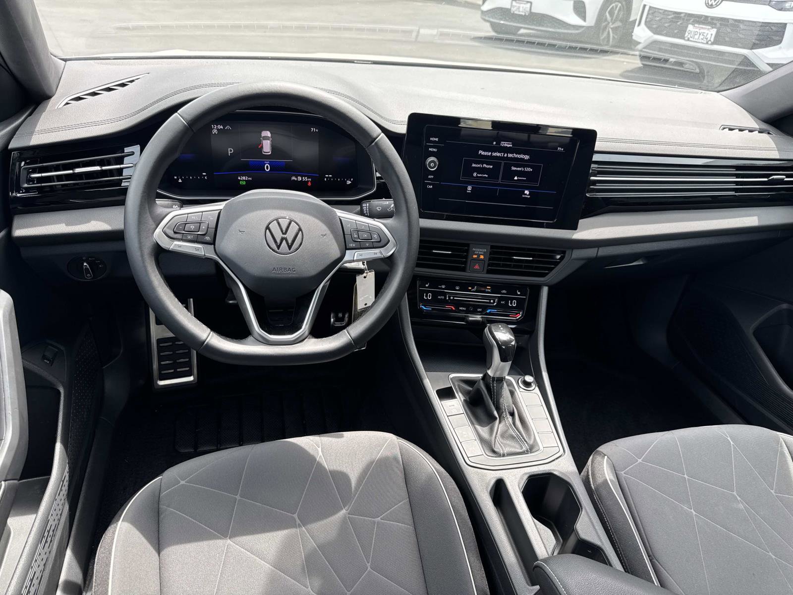 Certified 2025 Volkswagen Jetta Sport image 7