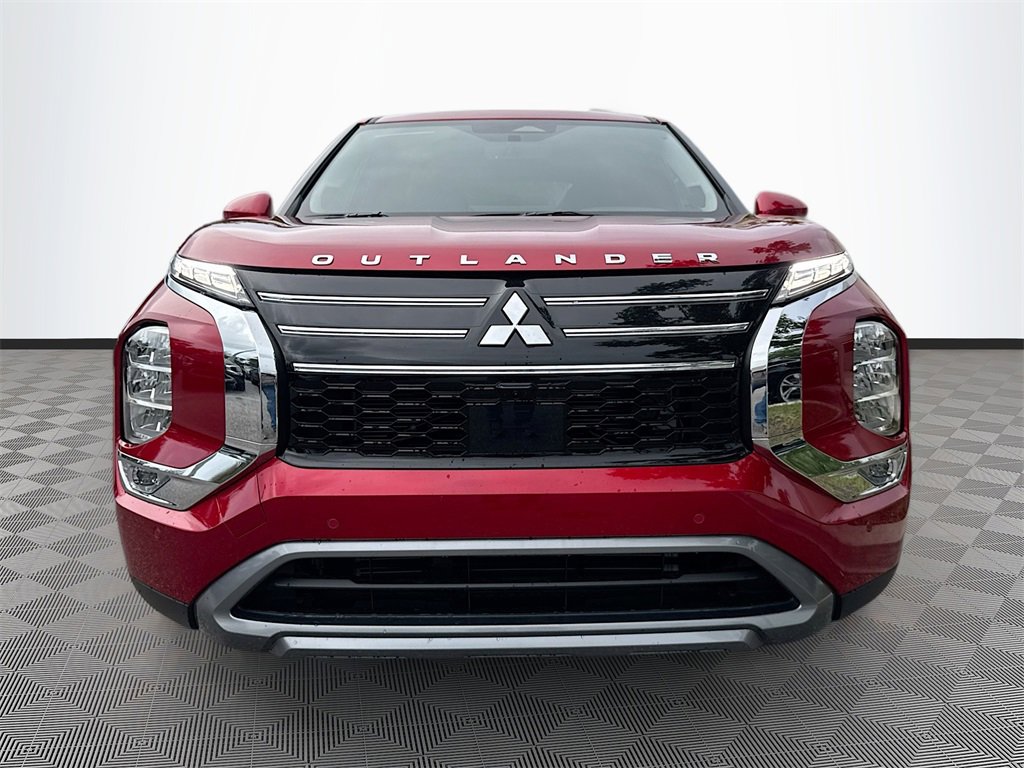 New 2025 Mitsubishi Outlander SE image 2