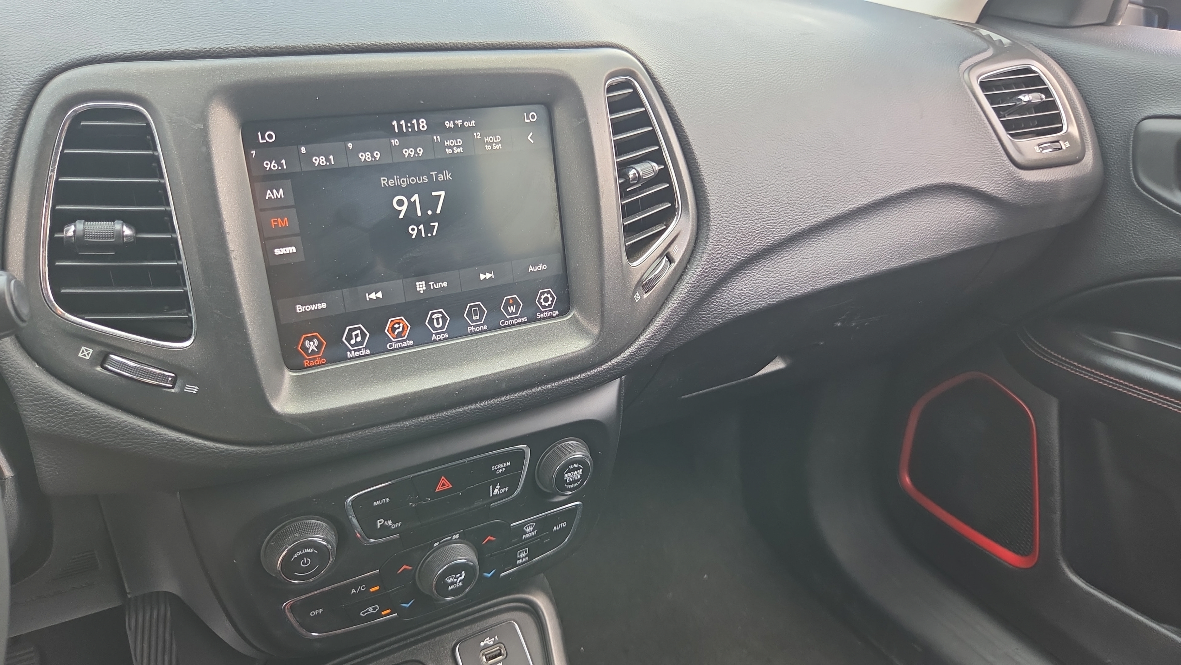 Used 2021 Jeep Compass Trailhawk AWD/4WD image 28