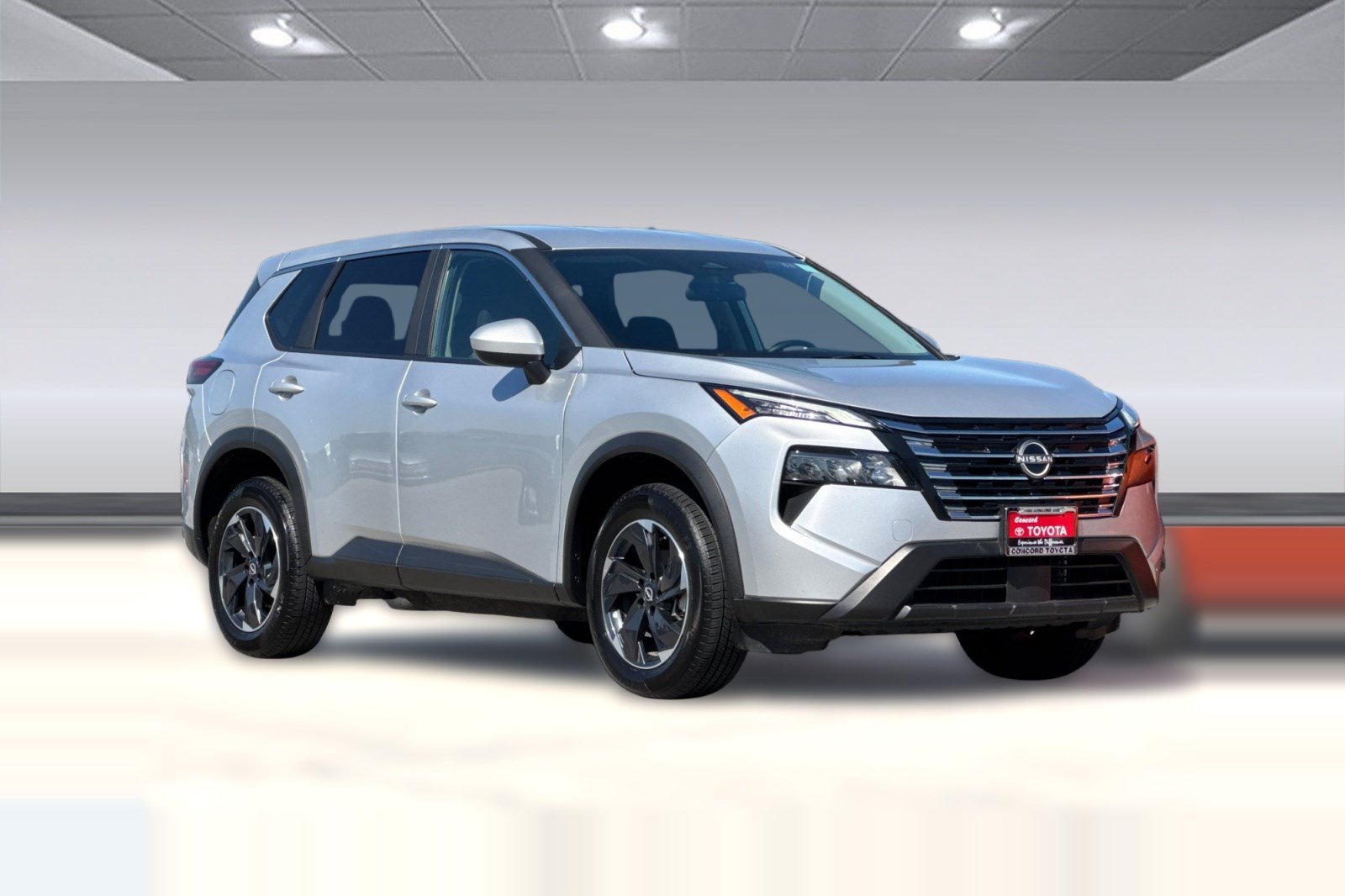 Used 2025 Nissan Rogue SV AWD/4WD image 7
