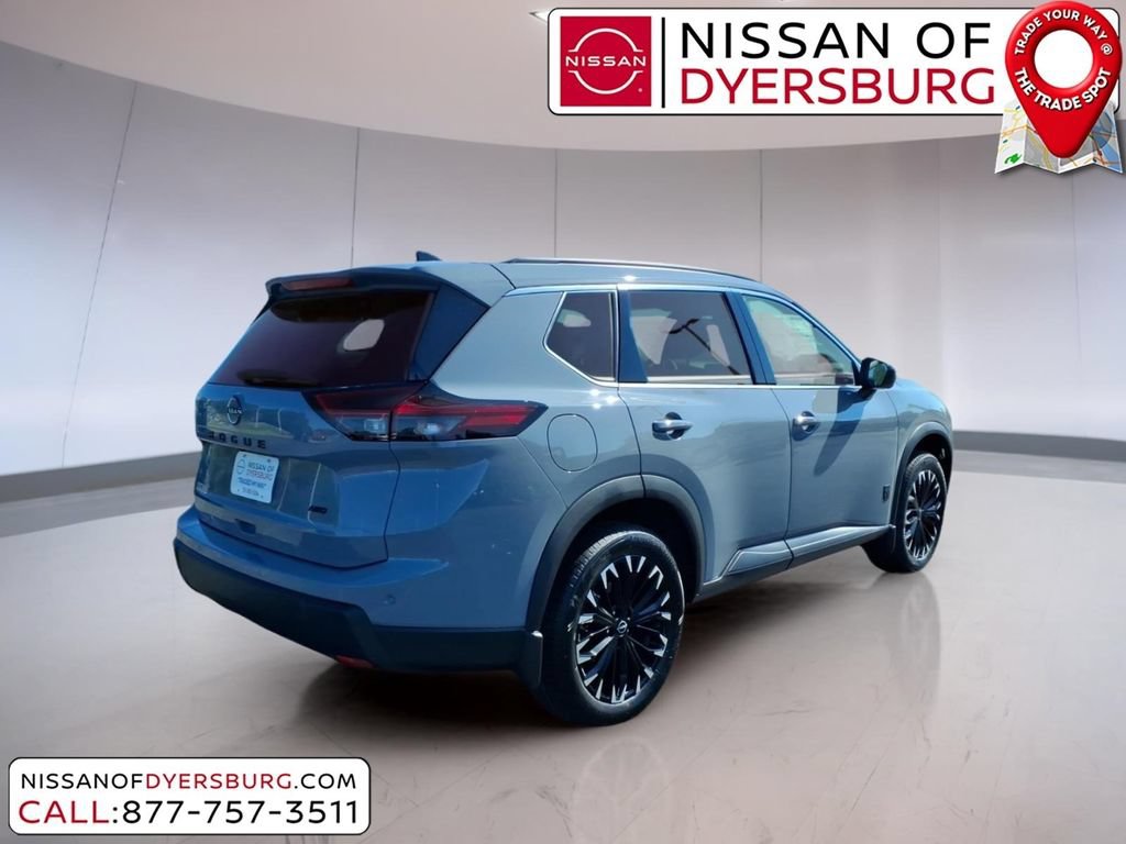 New 2026 Nissan Rogue Dark Armor AWD/4WD image 3