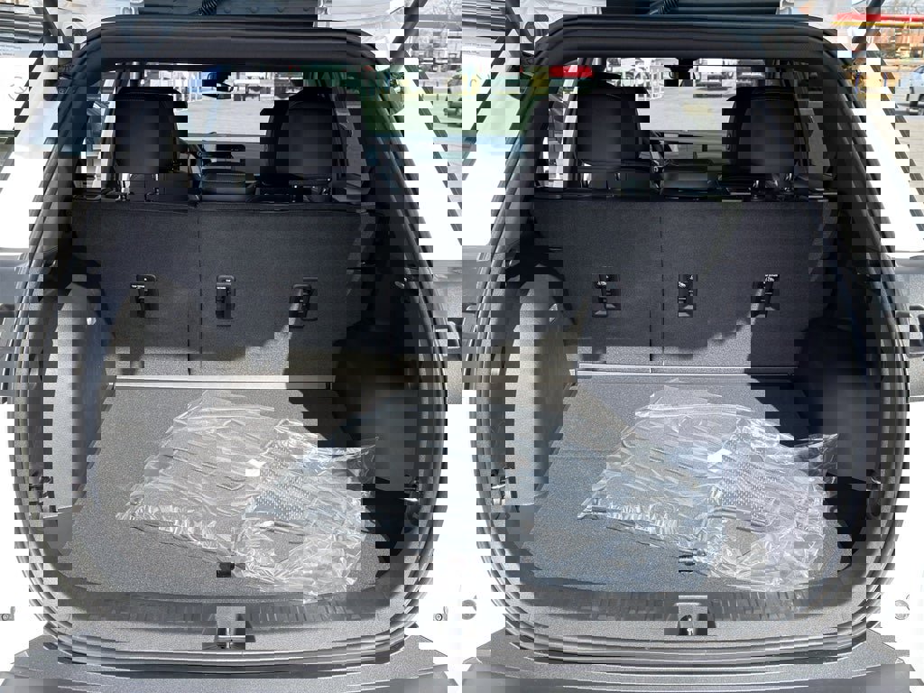 New 2026 Chevrolet Equinox LT w/ Convenience Package II image 24