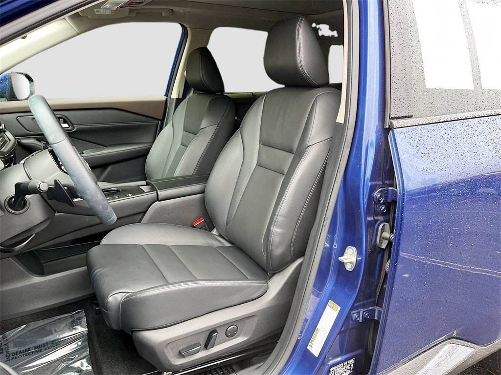 Certified 2023 Nissan Rogue SL w/ SL Premium Package image 19