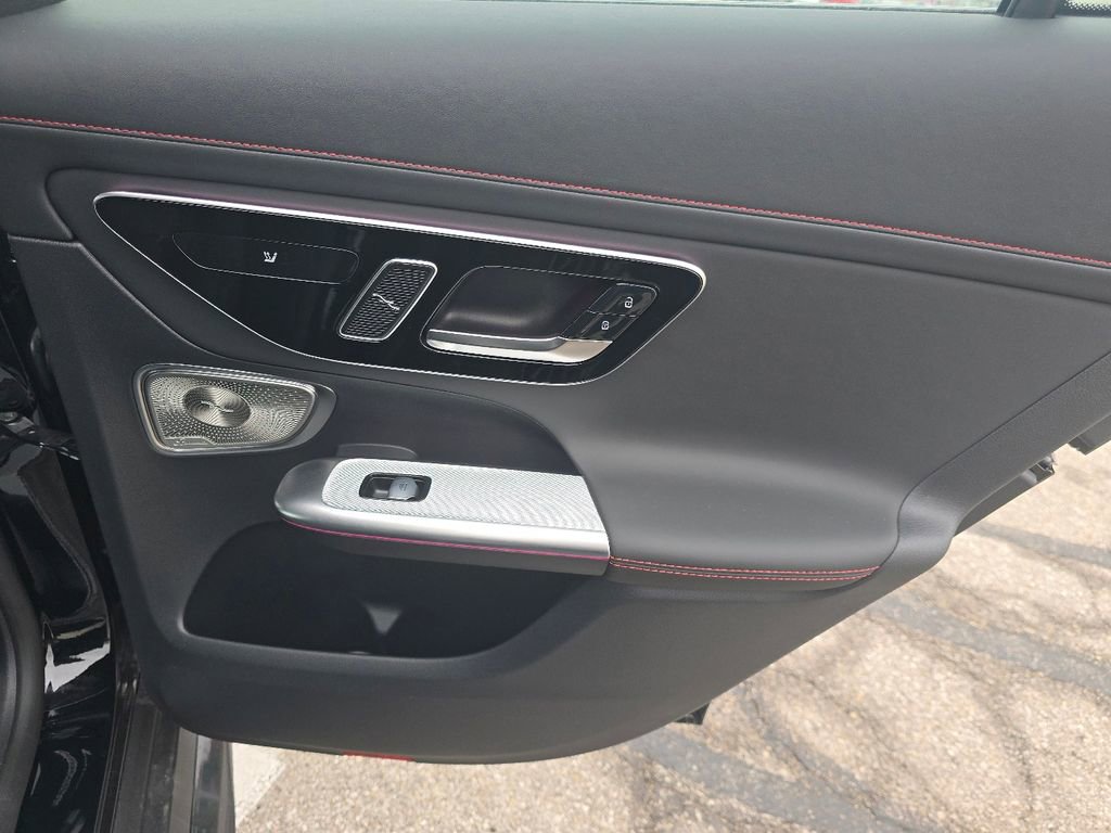 New 2025 Mercedes-Benz GLC 63 AMG S image 23