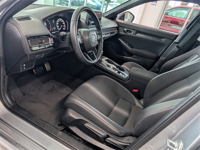 Used 2023 Honda Civic Sport image 6