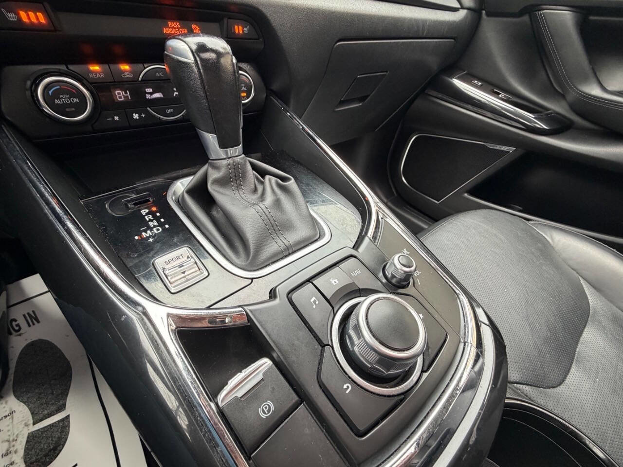 Used 2018 MAZDA CX-9 Touring w/ Touring Premium Package image 17