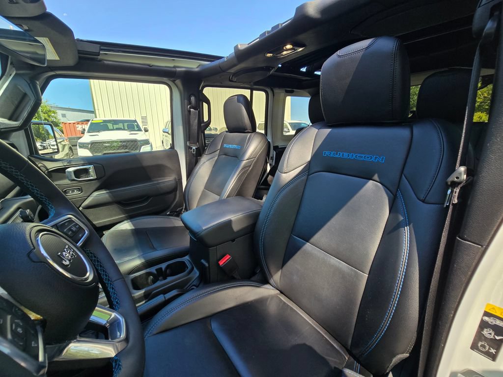 Used 2023 Jeep Wrangler Unlimited Rubicon 4xe w/ Cold Weather Group AWD/4WD image 22
