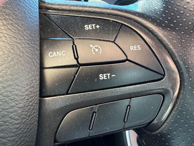 Used 2019 Dodge Challenger R/T RWD image 15