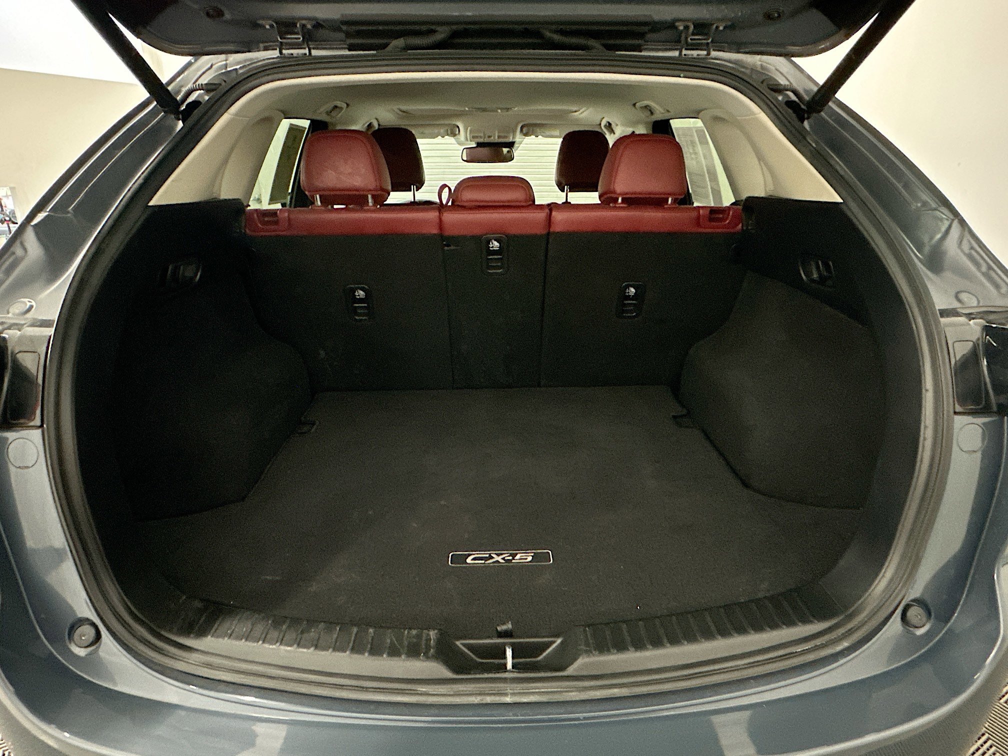 Used 2021 MAZDA CX-5 Carbon Edition image 31