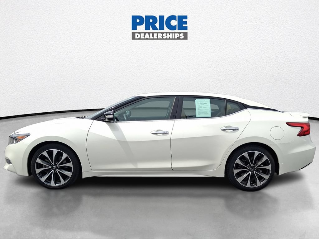 Used 2017 Nissan Maxima SR FWD image 8